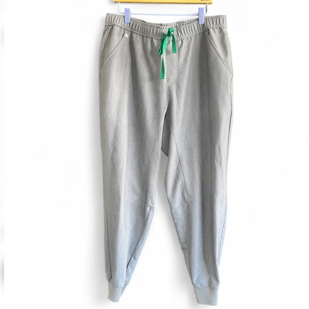 Figs Men's Gray Jogger Sweatpants with Drawstring